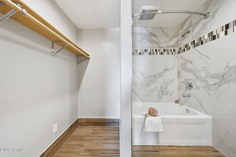 Guest Suite Walk in closet & bath