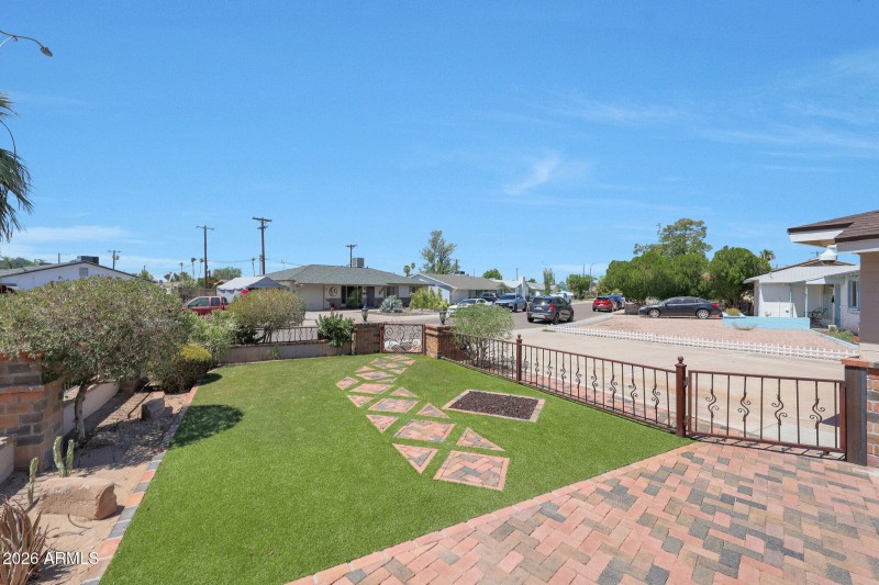Aesthetically pleasing front courtyard