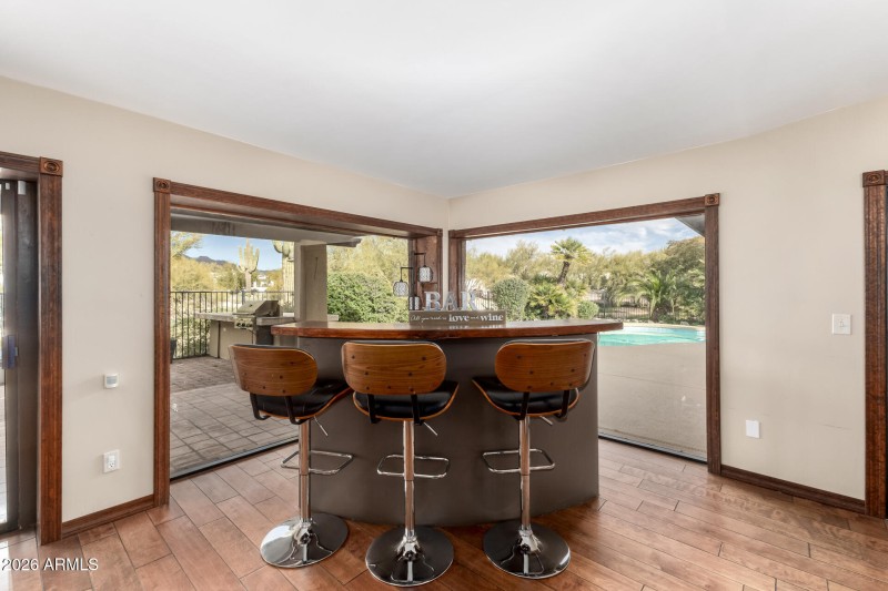 5022 E Calle De Los Flores