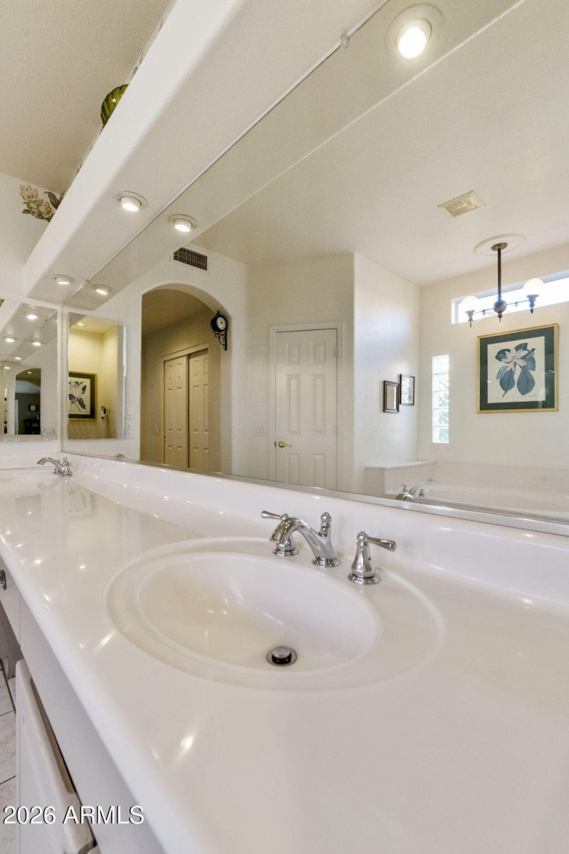 Primary suite vanity