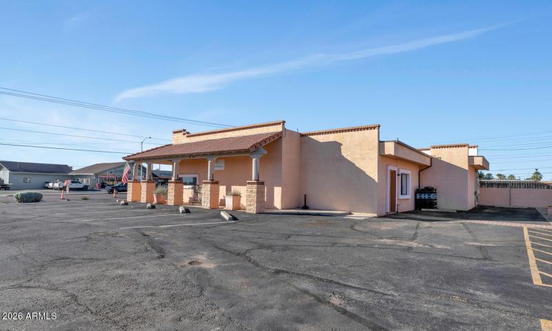 760 W Wickenburg Way-large-002-002-TOD73