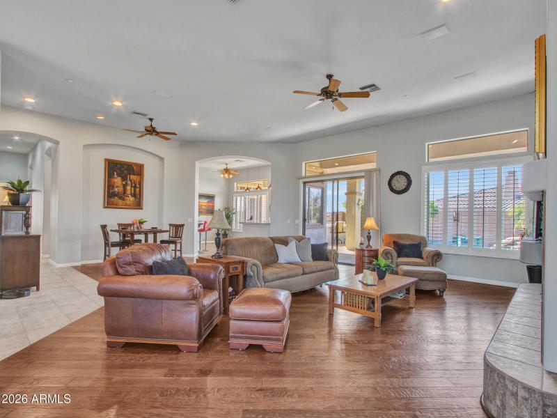 02-Living-&-Dining-rooms-(2)