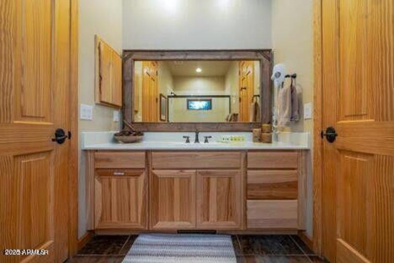 20250215034703823264000000-o