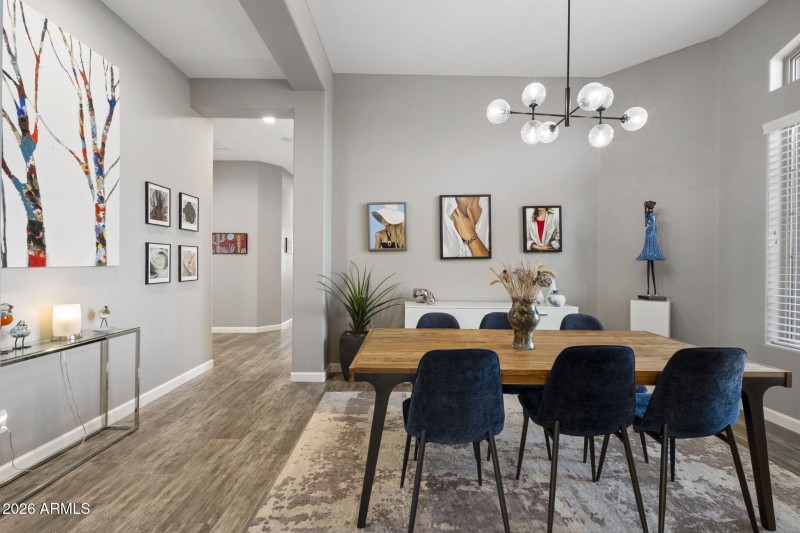 Dining room from entryway
