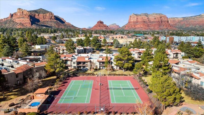 32-Oak Creek Estados Community Tennis Co