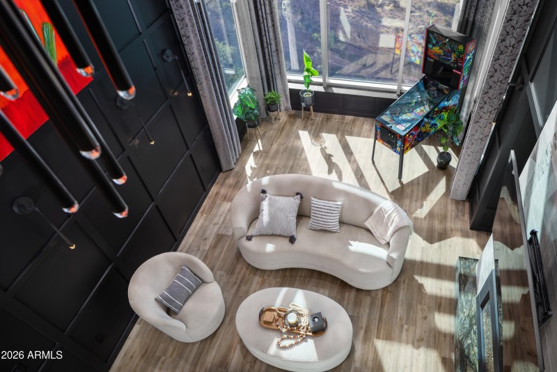 Overlook to Lounge Area