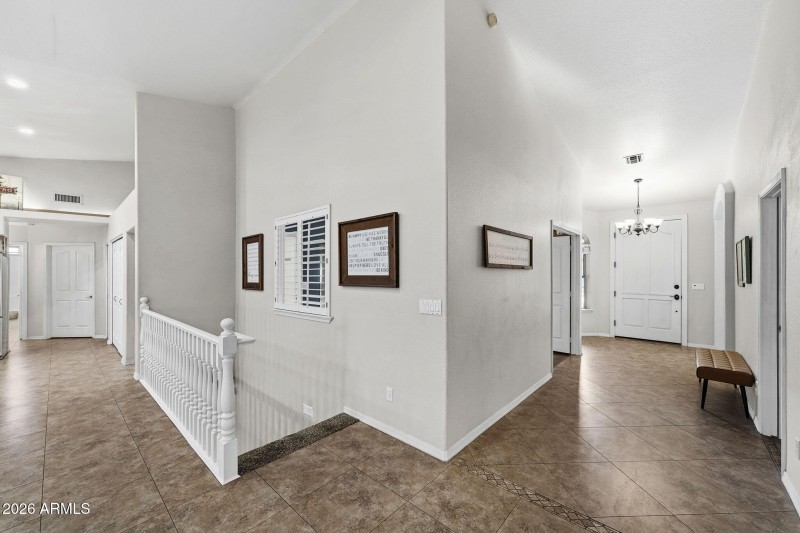 005__1822 E Lexington Ave