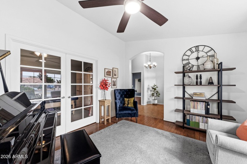 007__1822 E Lexington Ave