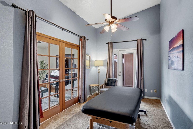 008__1822 E Lexington Ave