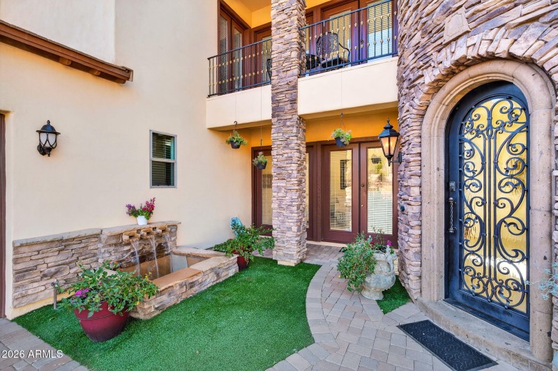 Private Courtyard Water Feature