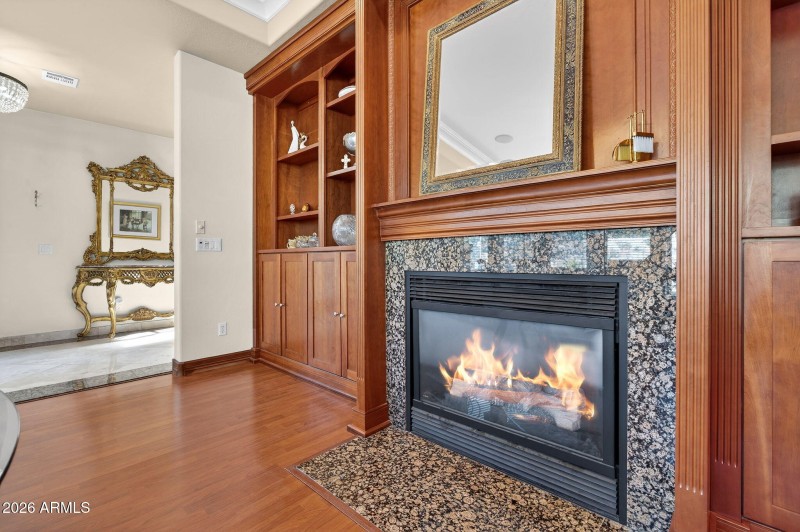 Fireplace & Dining Retreat