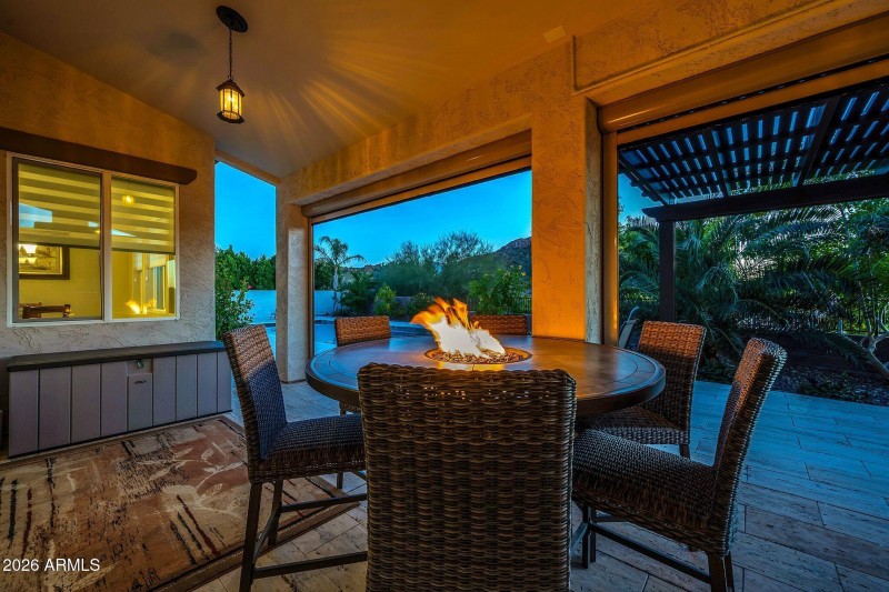 565 W Perkins St Twilight-44