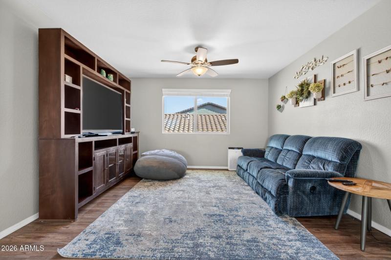 26-web-or-mls-026_A7400658