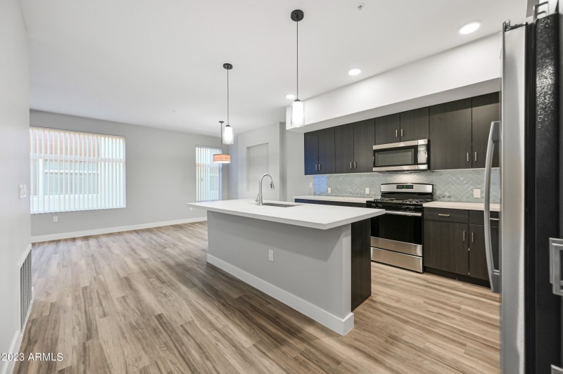 6-1027W5S-TFA-2BL-01 03 04 21 23 25 27-o