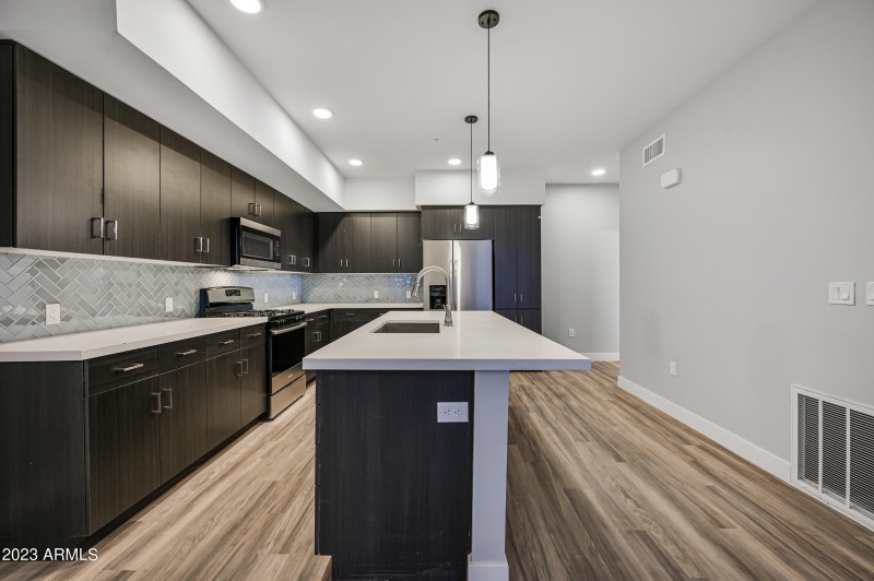 12-1027W5S-TFA-2BL-01 03 04 21 23 25 27-