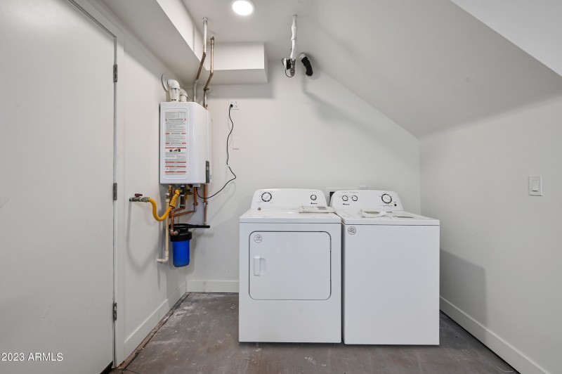 23-1027W5S-TFA-2BL-01 03 04 21 23 25 27-