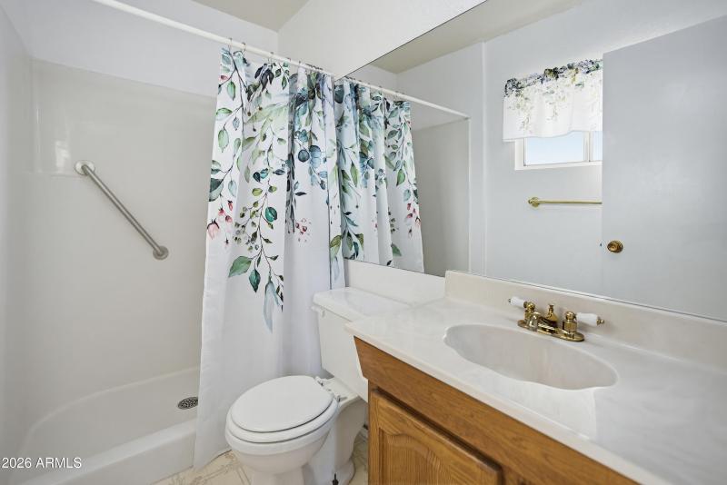 3321 W Greenway Rd-9