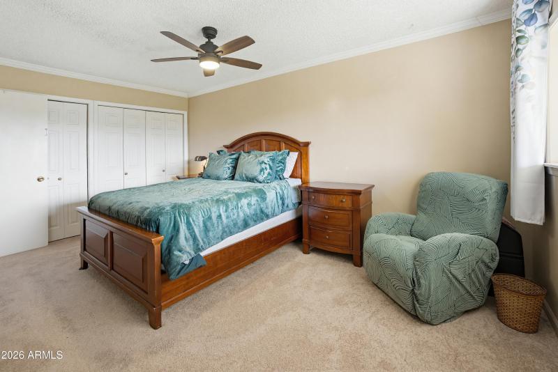 3321 W Greenway Rd-3