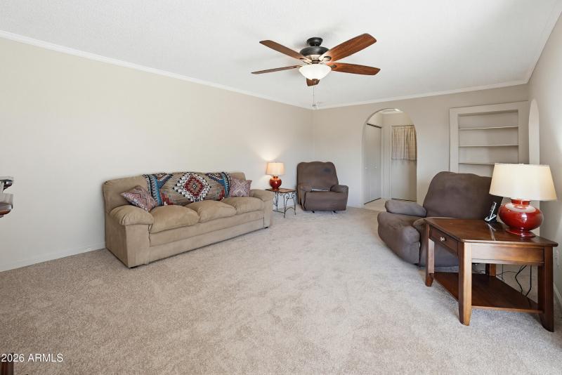 3321 W Greenway Rd-19