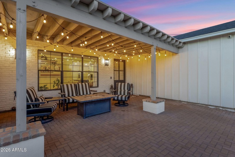 Covered Front Entryway