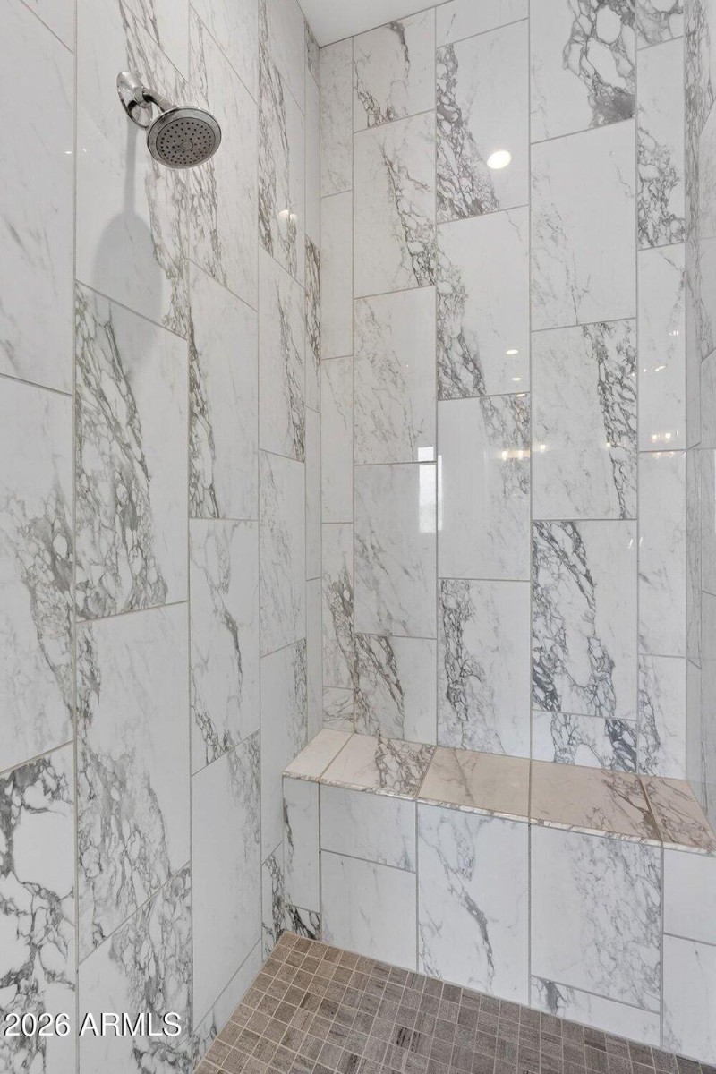 030_52-web-or-mls-59-e_marsh_rd_865