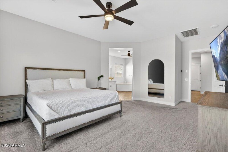 036_46-web-or-mls-53-e_marsh_rd_865