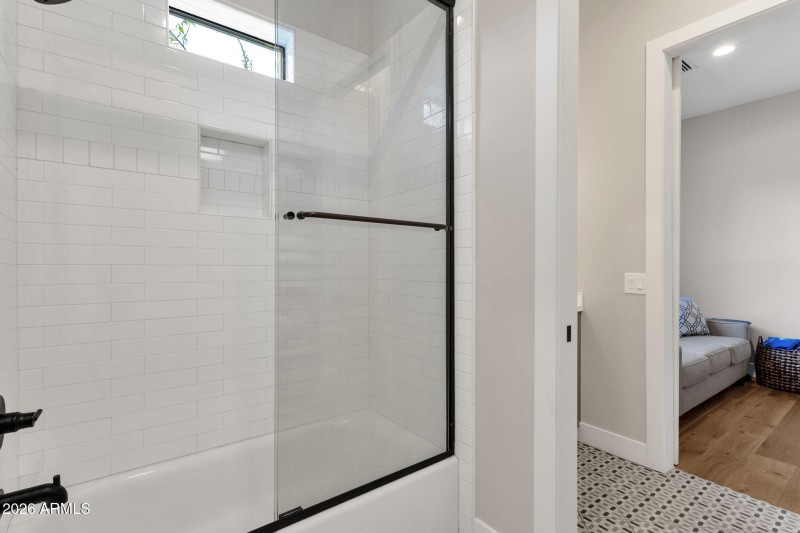 Jack n Jill Bathroom