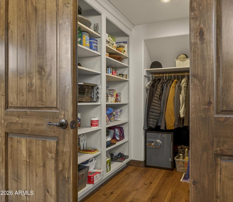 Pantry & Storage