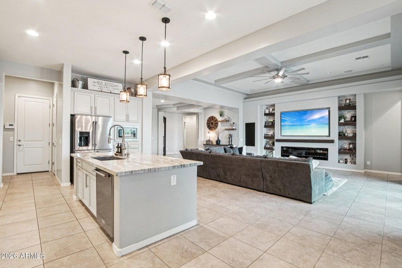 12-web-or-mls-N 185th Ln-S0602-010