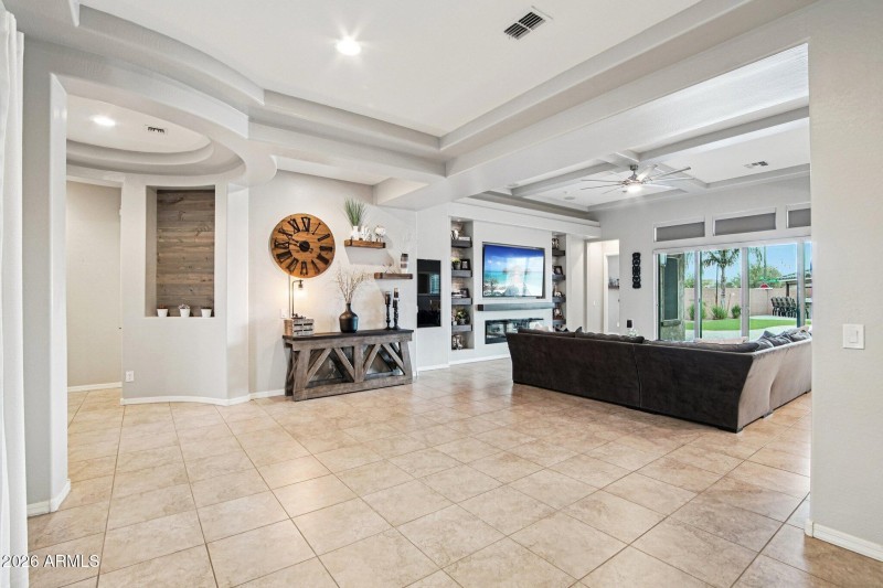 16-web-or-mls-N 185th Ln-S0602-014