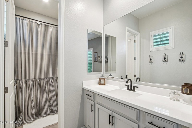 19-web-or-mls-N 185th Ln-S0602-017