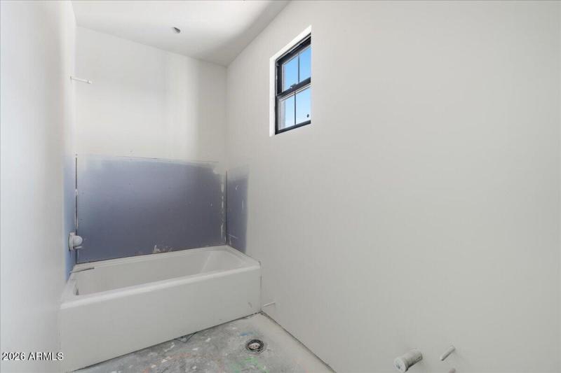 22-Bathroom from Bedroom 1