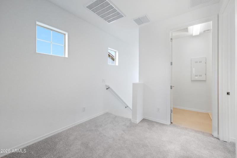 hj-az-phoenix-hawes-crossing-venture-jas