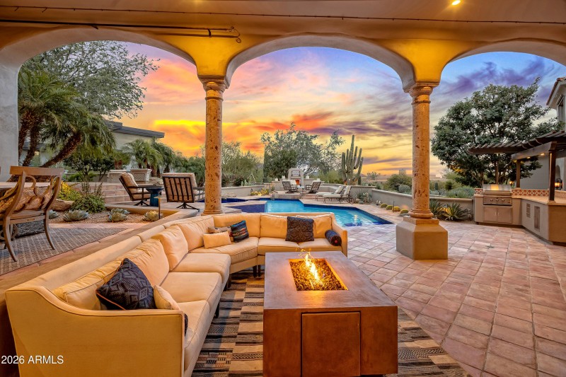 Outdoor living room