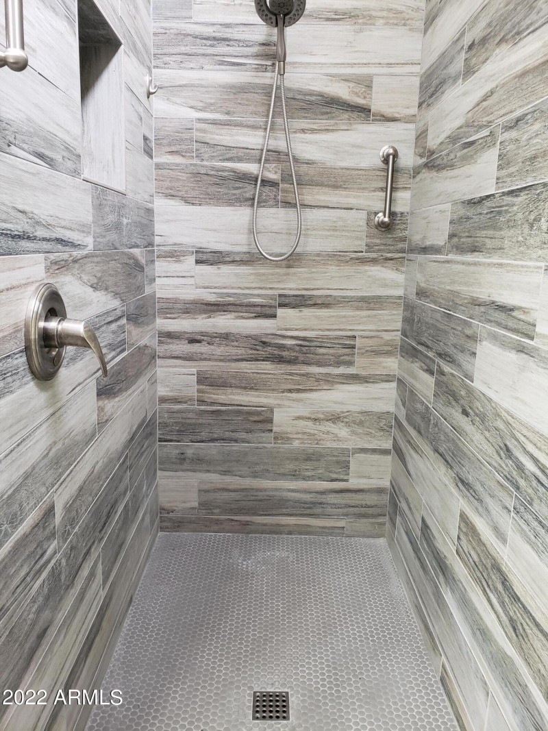 Master Shower 20221016_120927