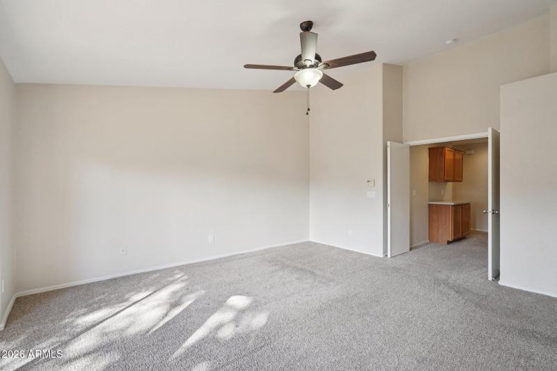 29-web-or-mls-Aspen Way-S0702-029