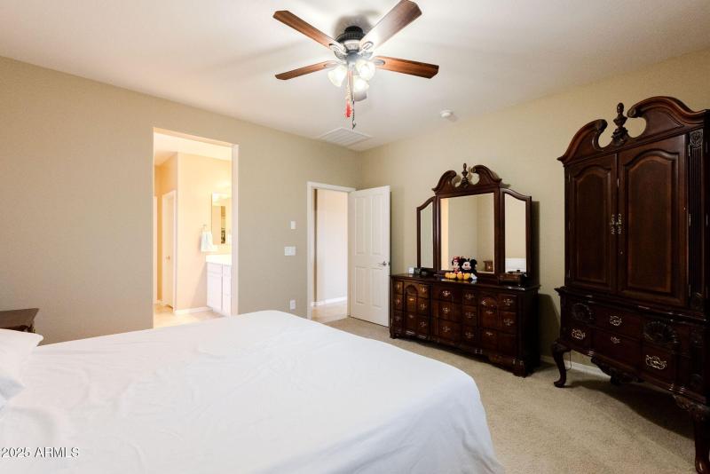 24-web-or-mls-South Butte-24