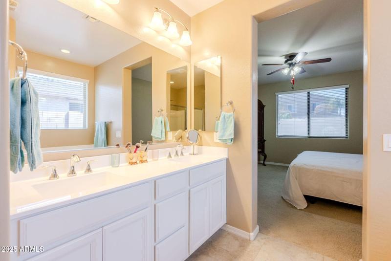 31-web-or-mls-South Butte-31