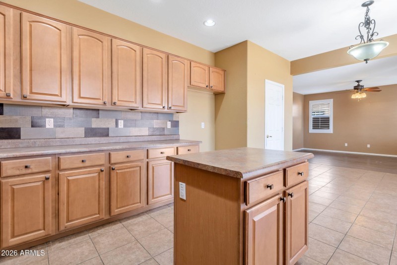 7-web-or-mls-QP-9689