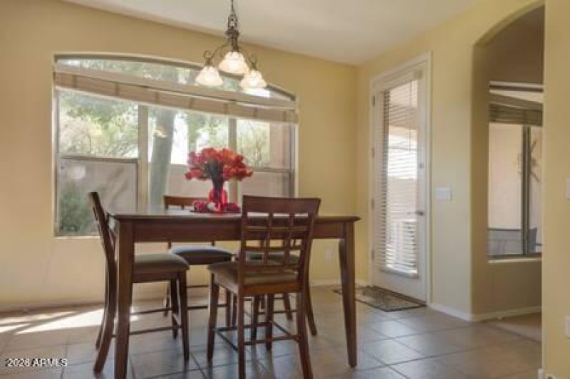 Springfield eat in kitchen