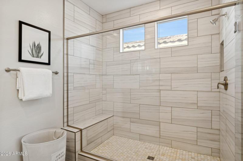 21-web-or-mls-6875-w-spur-dr