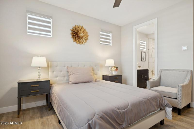 28-web-or-mls-6875-w-spur-dr