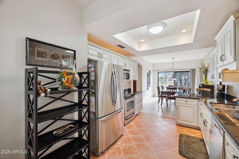 14-web-or-mls-7949-e-joshua-tree-ln