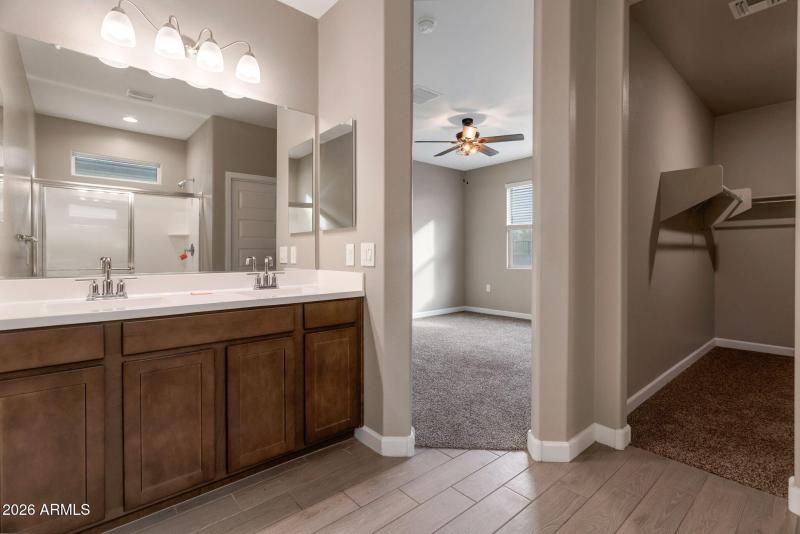 10-web-or-mls-Qp-9076