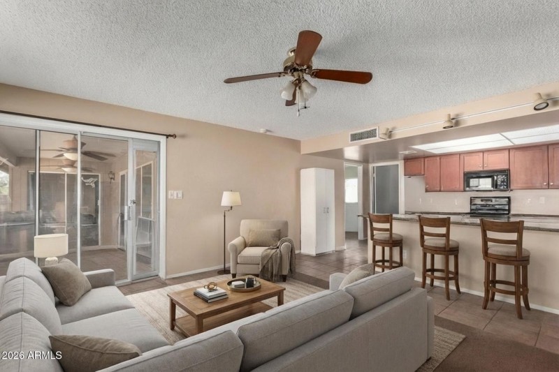 def96032-5efb-4373-81a0-3d2ef717e3ae