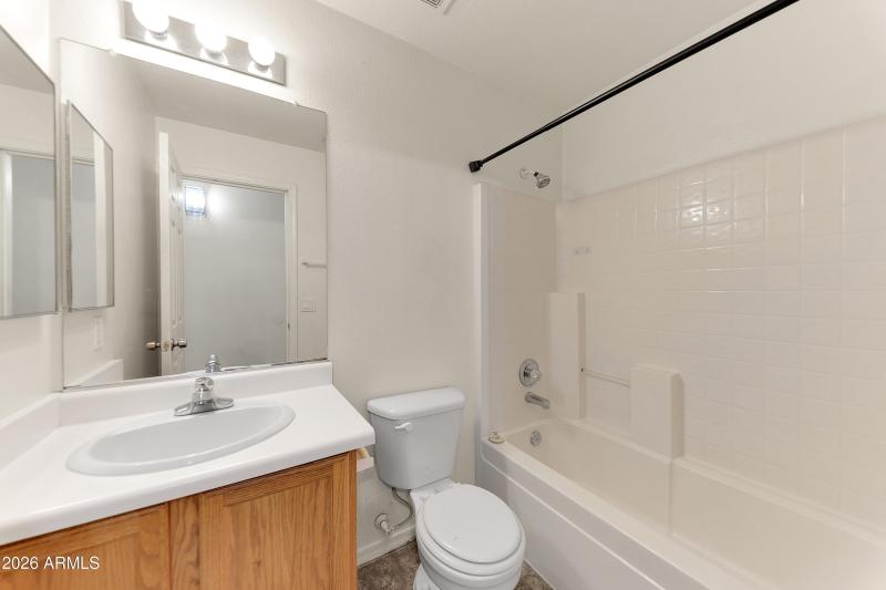 15904 W Lundberg St-27