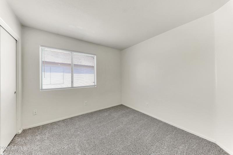 15904 W Lundberg St-31