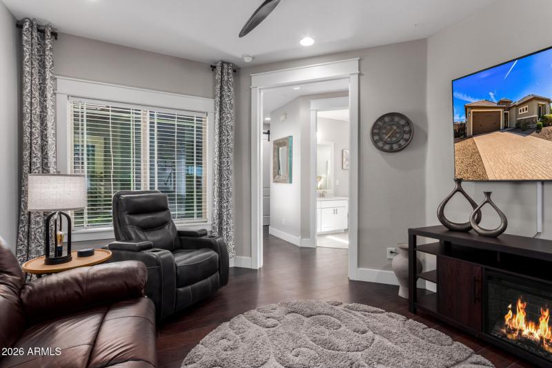 Guest Suite Living room