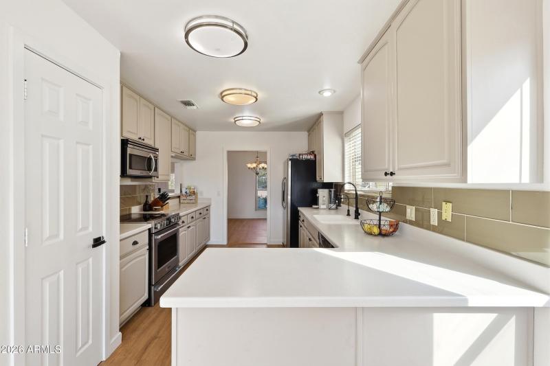 5_51d82e19-d6f1-4818-9e62-5e13b6d2ba57