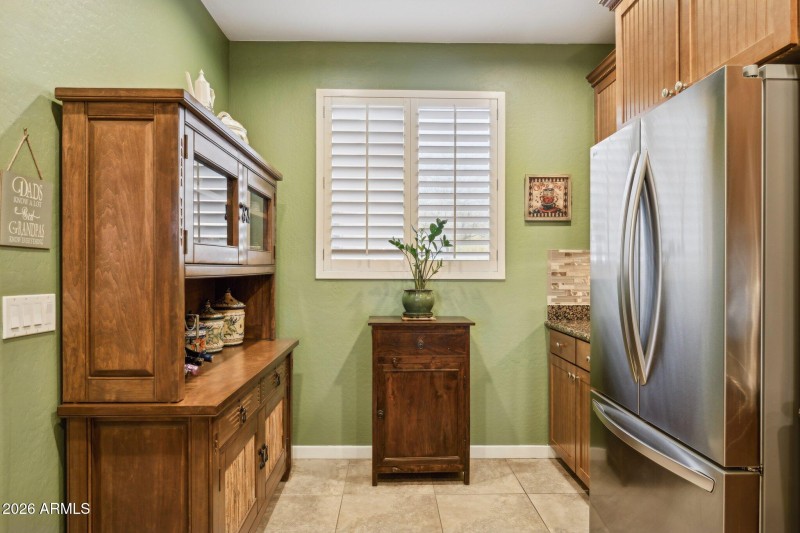 11-web-or-mls-13450-e-via-linda-unit-202